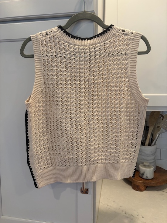 Varley Cream Crochet Knit Vest with Black Trim - Picture 2 of 5